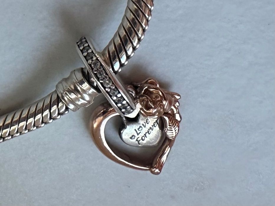 Pandora шарм Love Forever