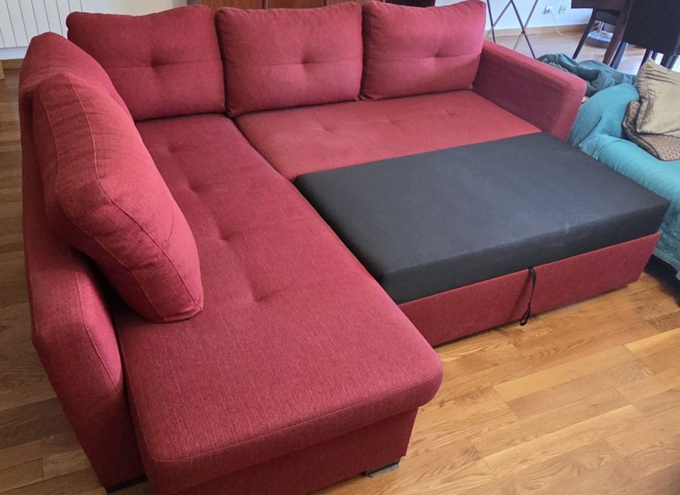 Sofá-cama vermelho