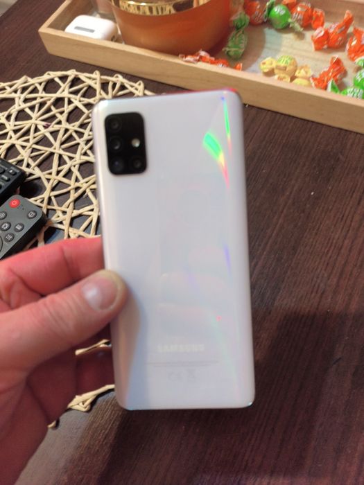 Samsung Galaxy A51 128gb 4gb ram dual SIM