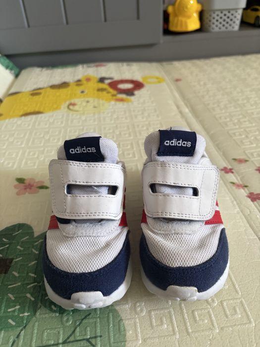 Кросівки дитячі adidas 23 p / 15 см