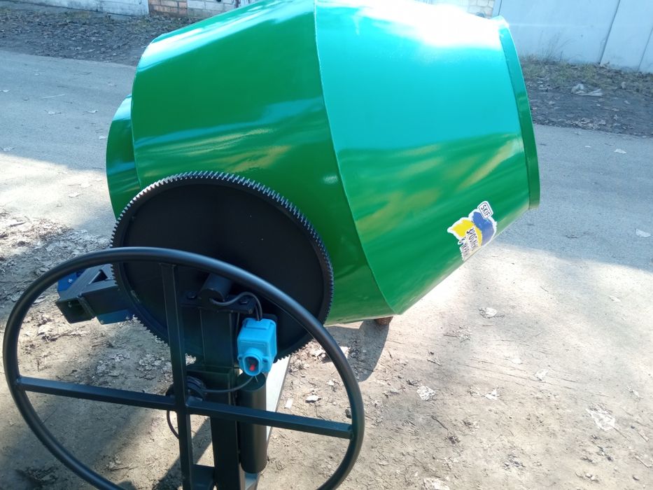 Прокат бетономішалки  400л