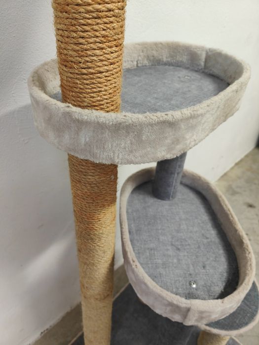 Arranhador para gatos 1.4m
