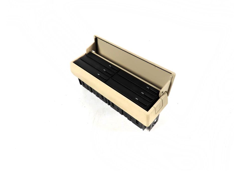 Caixa Porta-Cassetes Bmw 5 Ref: 65148350581 1986 - 1997