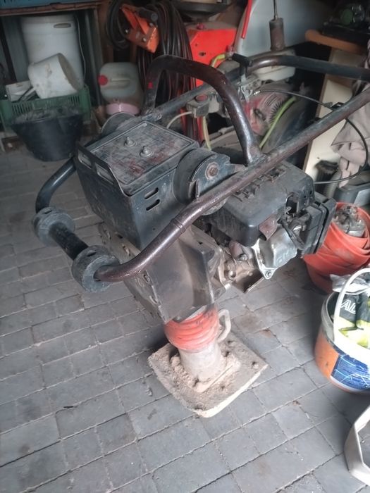 Skoczek bomag zageszczarka