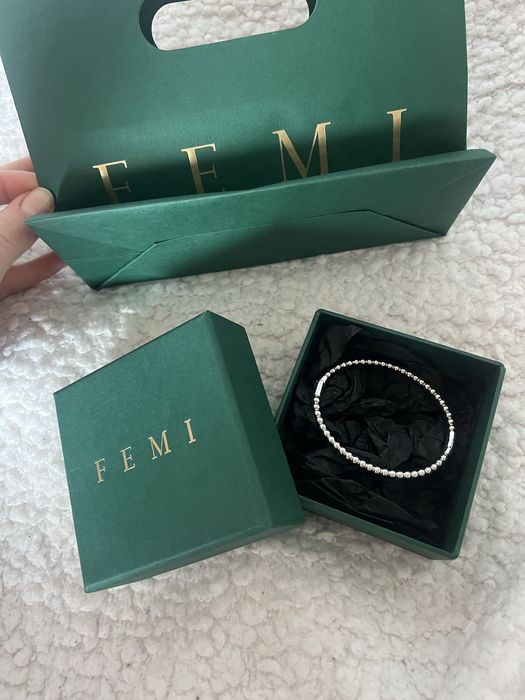 Браслет від бренду Femi