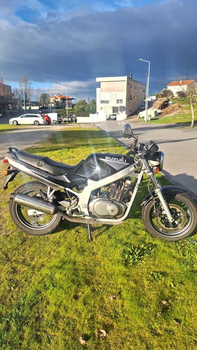 Moto Suzuki GS500E
