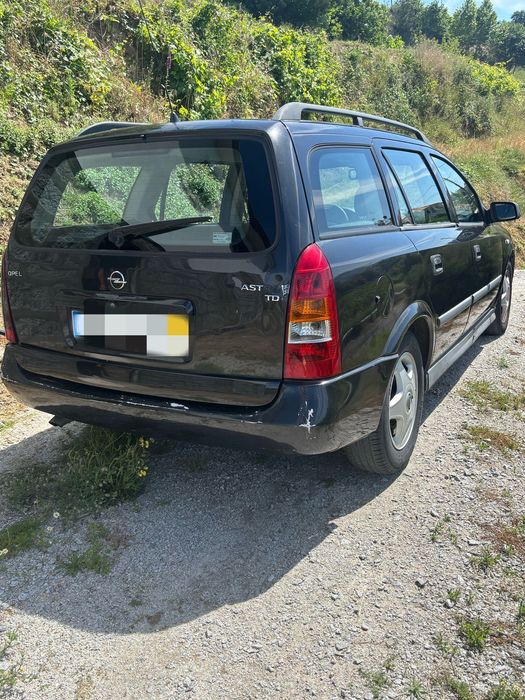 Carro Opel Astra