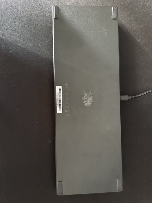 Teclado Cooler Master SK630 TKL Low profile