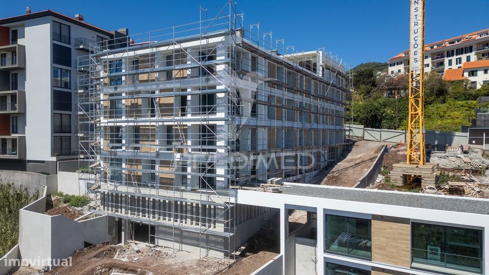 Apartamento T2 - no Centro Caniço