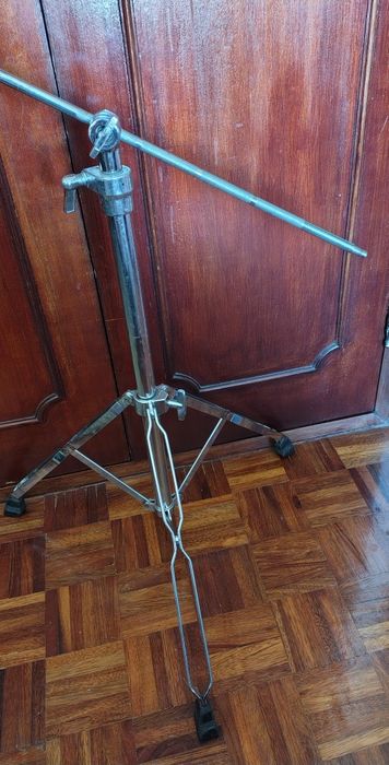 Hardware girafa + banco de bateria + Estante girafa