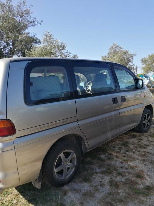 carrinha mitsubishi