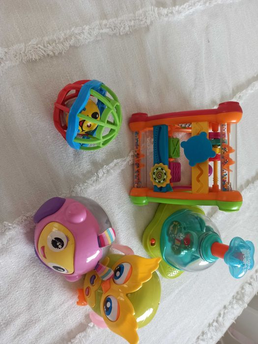 Zabawki sensoryczne dla niemowlaka