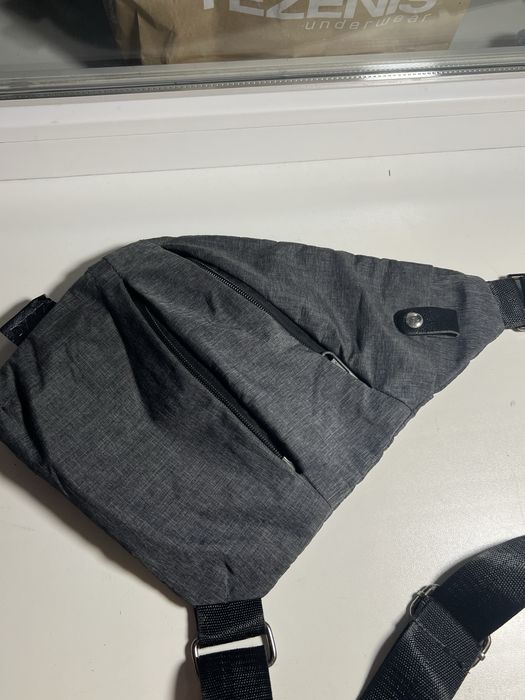 сумка через плече чоловіча