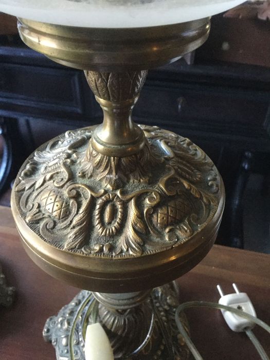 Dois candeeiros em bronze Antigos 50 cm altura 6,2 kg