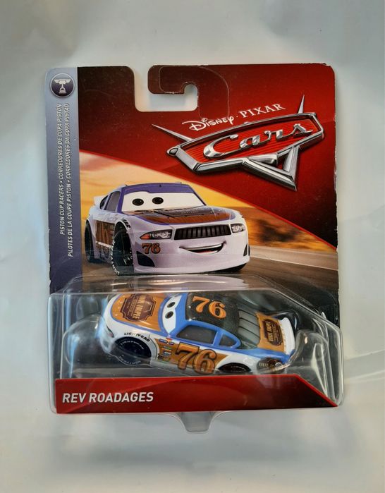 Іграшки з серіі Тачкі Маттел