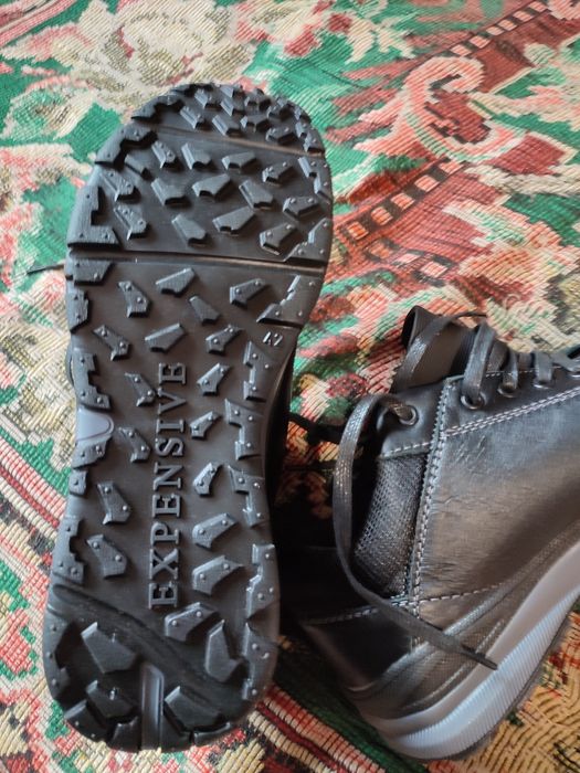 Продам тактические кроссовки 43 размер