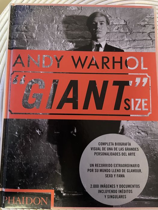 Andy Warhol – “Giant” Size