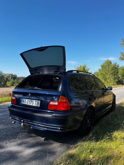 БМВ  е46 турінг