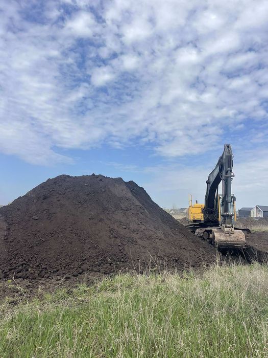 Камень бутовый, чернозём, песок, щебень, отсев. Доставка Киев и обл.
