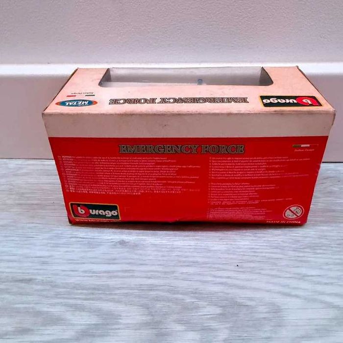 Bburago Emergency Force – Ambulância Falck Die-Cast – Novo em Caixa