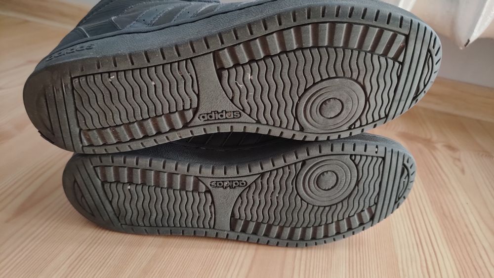 Czarne buty adidas r.40