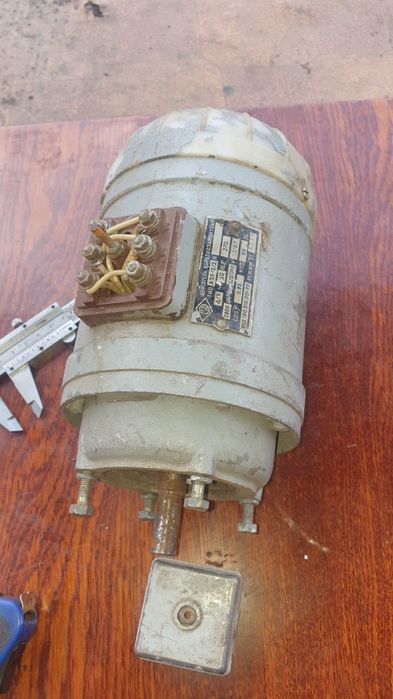 Електродвіг 270Вт 2800 об/хв АОЛ-12/2