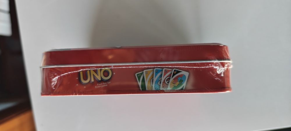 Jogo cartas UNO com caixa