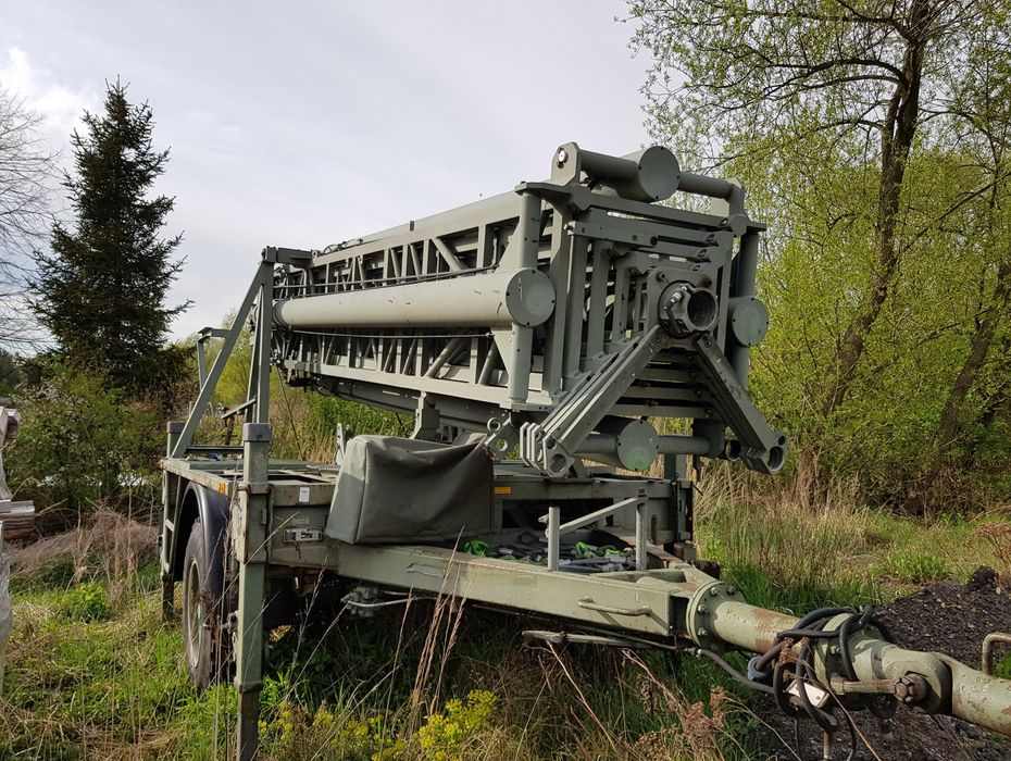 Przestawna wieża, maszt mobilny, telefonia komórkowa - 25m