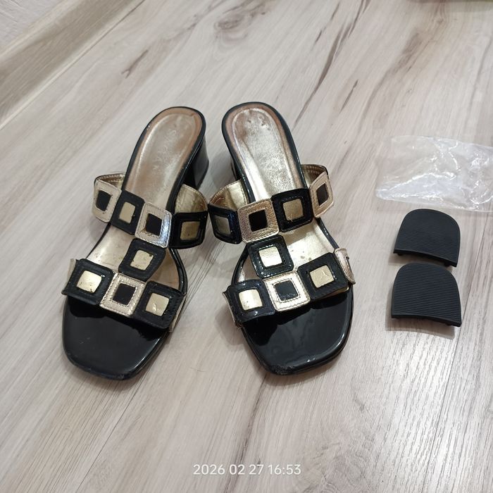 Klapki damskie rozmiar 38 marki Sagan.