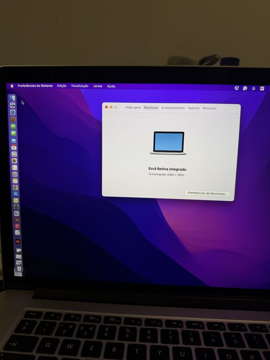 MacBook 15 polegadas + capa + carregador