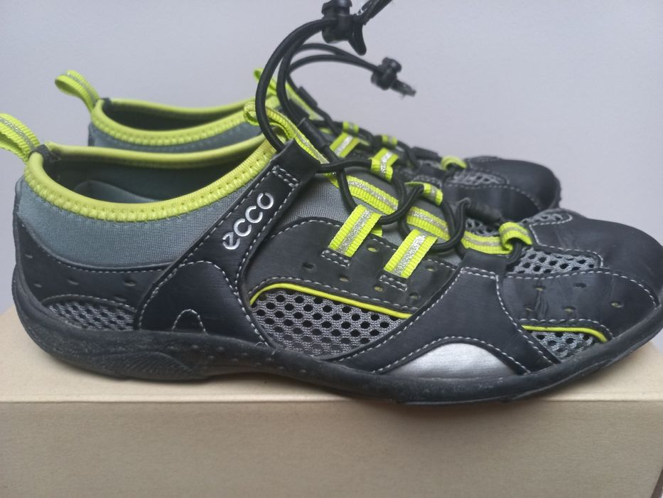 Buty ecco  letnie sportowe dla dziewczynki r34