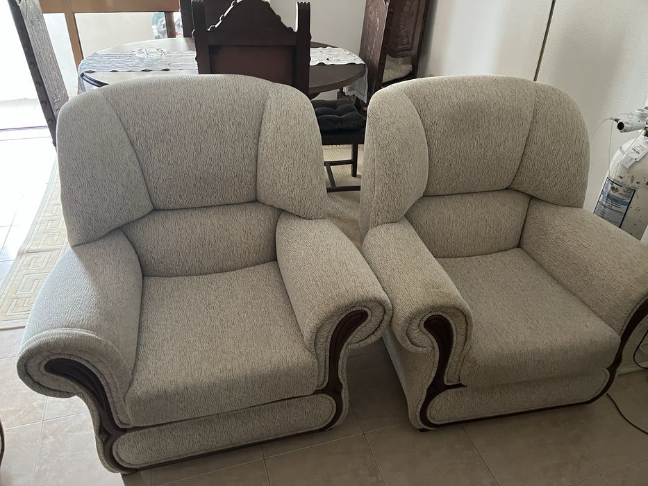 Conjunto sofas 2 lugares + 2 poltronas individuais