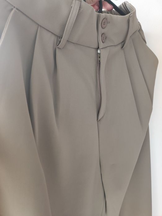 Брюки женские классические