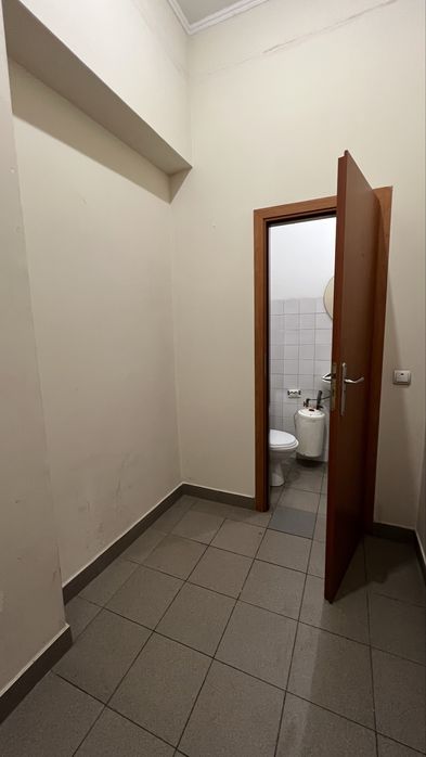 Продаж комерційного приміщення м. Стрий, вул. Олесницького