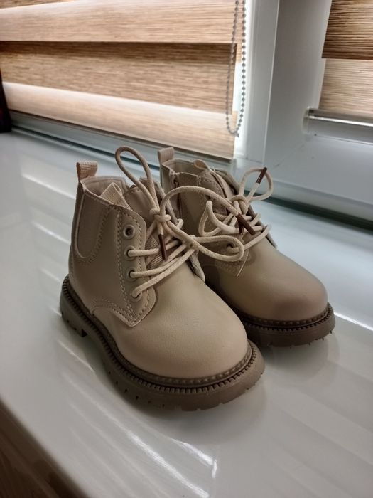 Ботінки дитячі 23 розмір