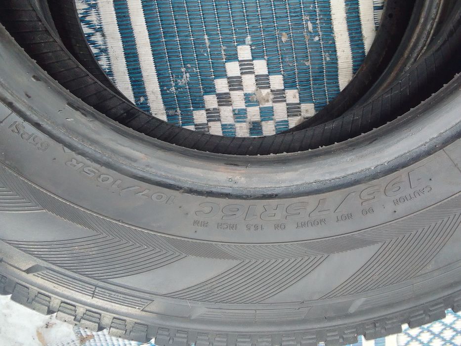 2 Opony zimowe 195/75r16C HANKOOK