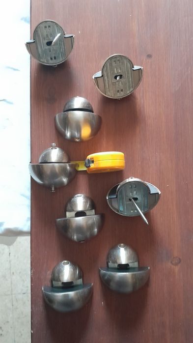 Suportes para prateleiras de vidro