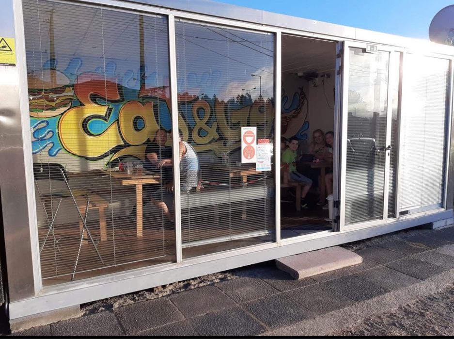 Roulott bar totalmente equipada, pronta a trabalhar