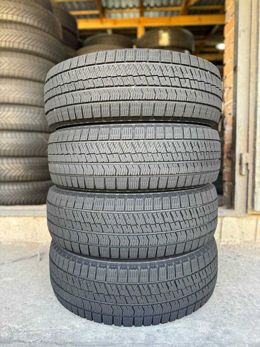 шини зима 215/65 r16 Bridgestone Blizzak VRX2 Арктична липучка