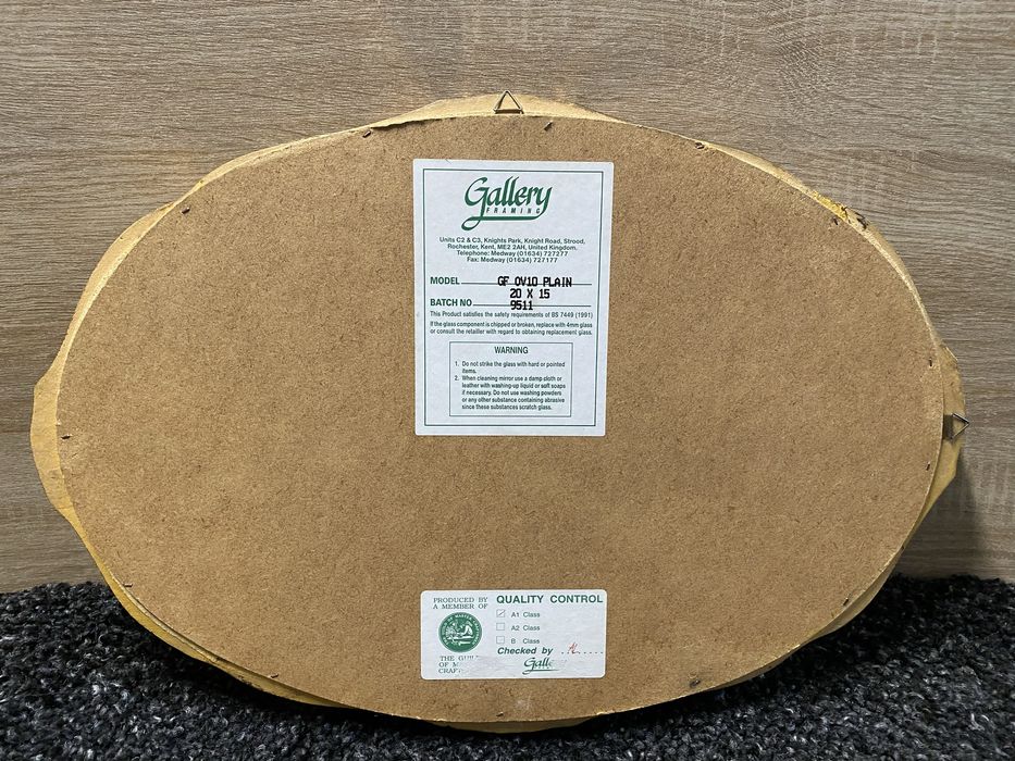 Duże lustro Gallery framing