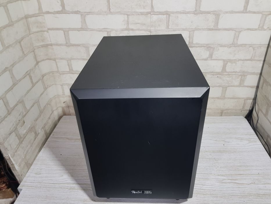Активний сабвуфер TEUFEL CB 52 SW, 250 Вт, D клас! б/у з Німеччини