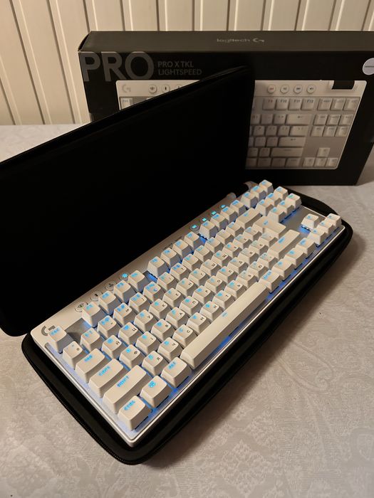 Продам клавіатуру Logitech G Pro X TKL