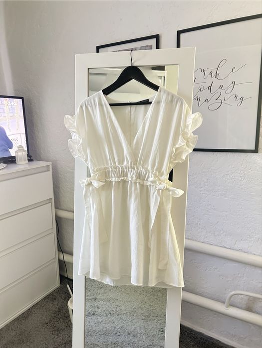 Чудова сукня від Zara