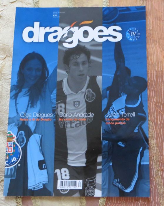 Revista Dragões Nº 292  - Ano 2010 - Especial Julian Terrell - Nova