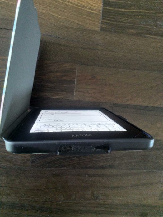 Czytnik e-book kindle amazon EY21