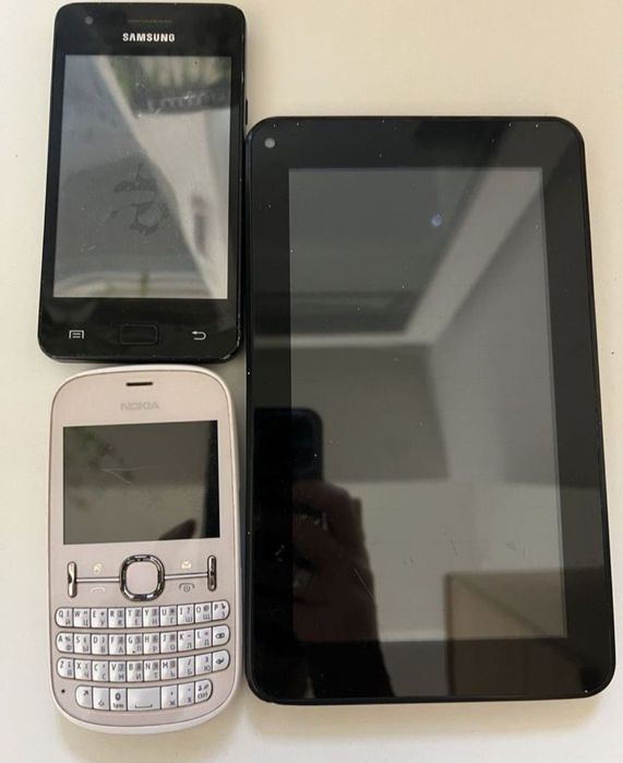 Збір для ЗСУ неробочої електроніки,телефони, ноутбуки,плати різні