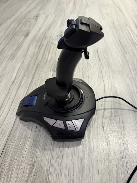 Joystick Genius Metalstrike 3D
