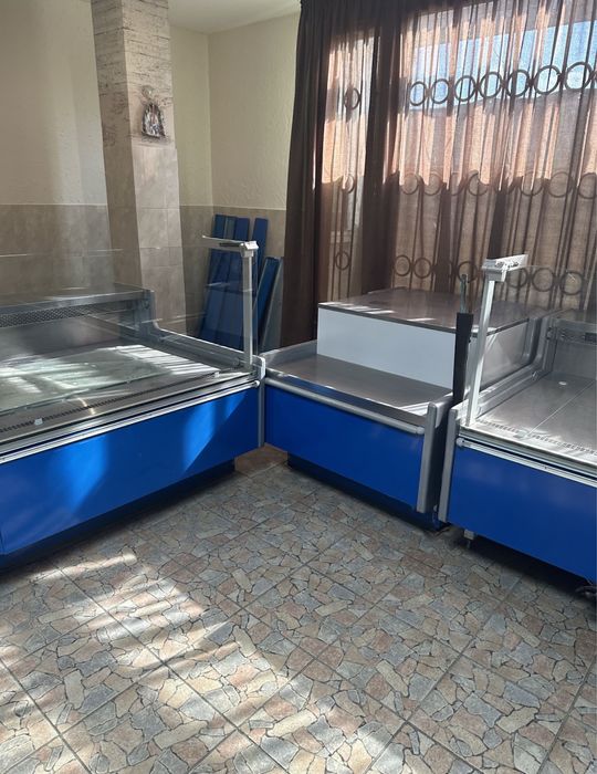 Вітрини холодильні