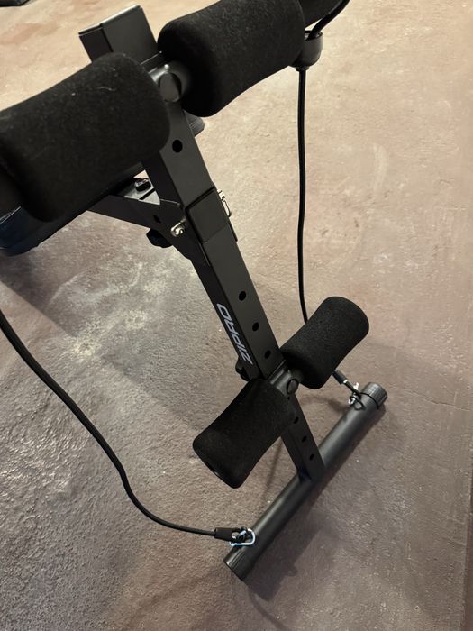 Ławka skośna do brzuszków Zipro