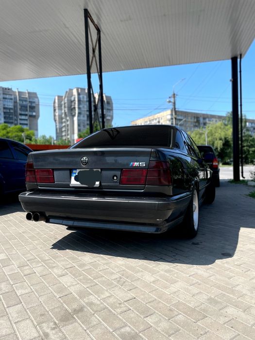 Продам. BMW E34,
